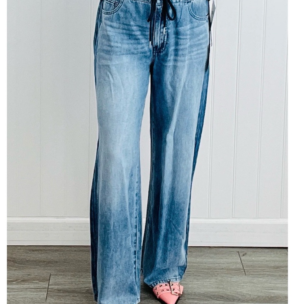 Judy Blue Light Blue Denim Joggers